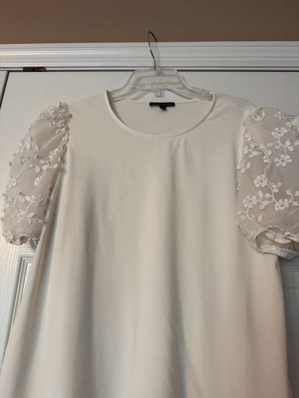 Adrianna Papell Cream Puff Sleeve Blouse